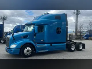 2022 PETERBILT 579