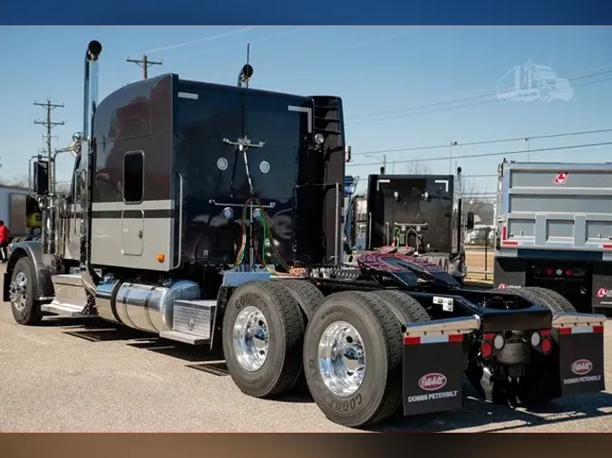 2026 PETERBILT 589