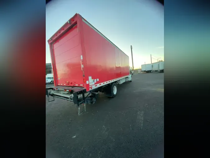 2017 FREIGHTLINER/MERCEDES M2 106