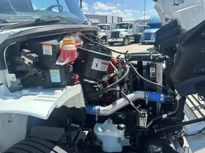 2020 Freightliner Business Class M2 1064ba8878e65f3aa9ace398396a1ff1597