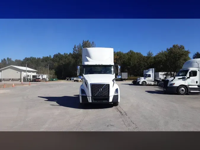 2020 Volvo VNL300