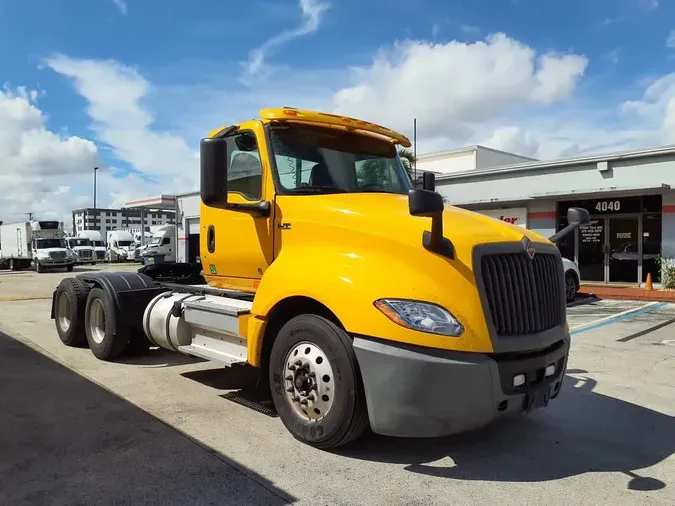 2020 NAVISTAR INTERNATIONAL LT625 DAYCAB T/A4baeb3d18ce2bae1c32fe44470d7a875