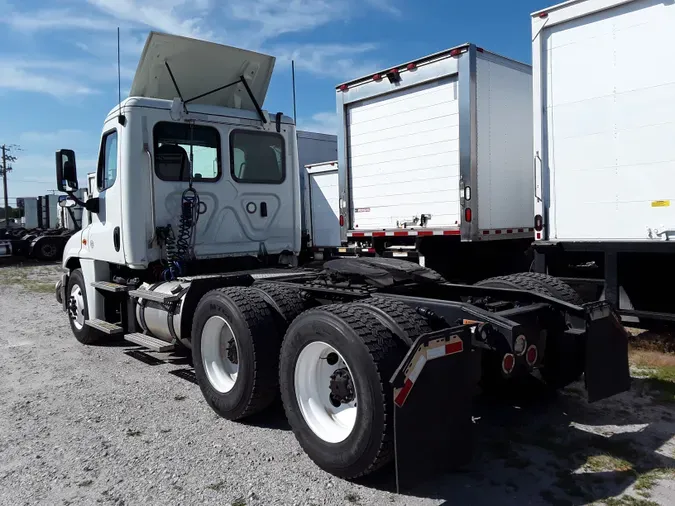 2019 FREIGHTLINER/MERCEDES CASCADIA 125