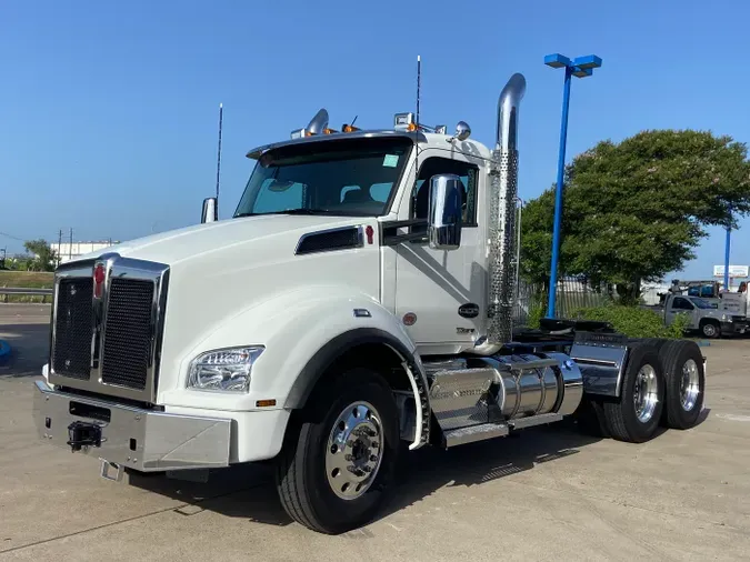 2026 Kenworth T8804bb0e5ac2a6e20797e4bf2144c04e180
