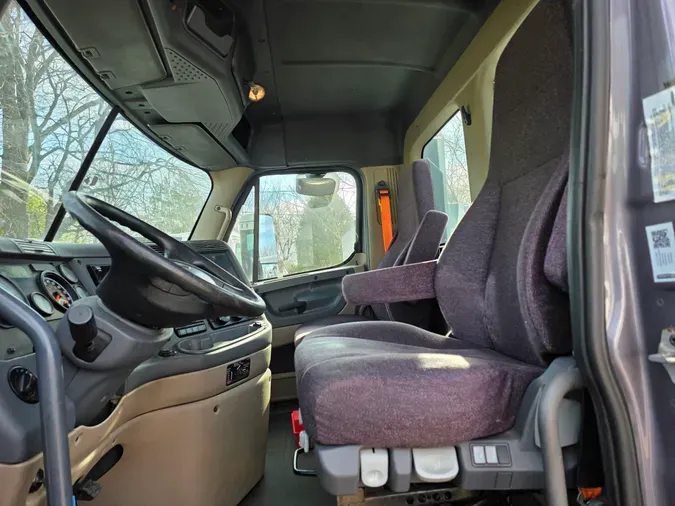 2018 FREIGHTLINER/MERCEDES CASCADIA 125