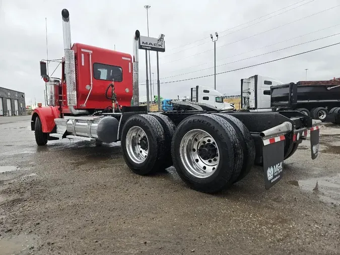 2018 KENWORTH W900