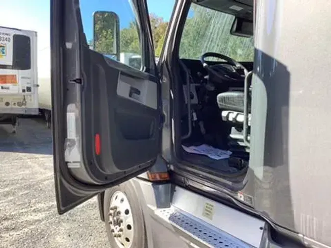 2021 Freightliner Cascadia