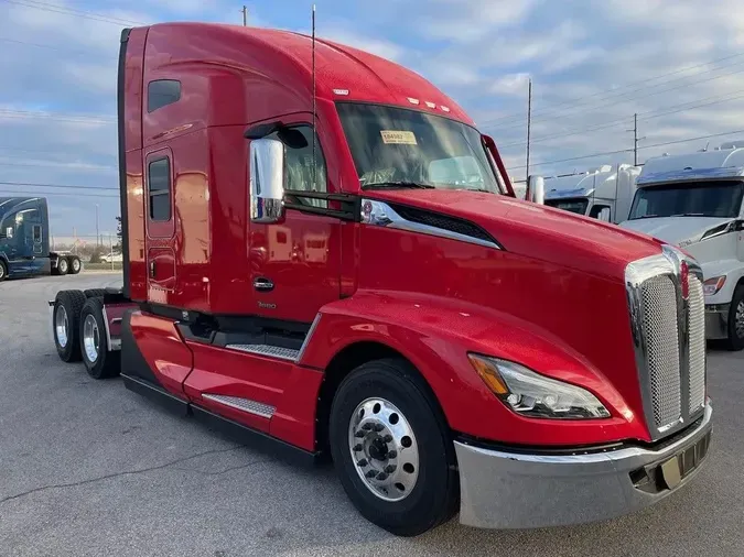 2025 Kenworth T680