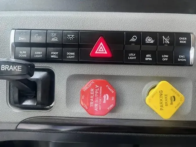 2021 Freightliner Cascadia