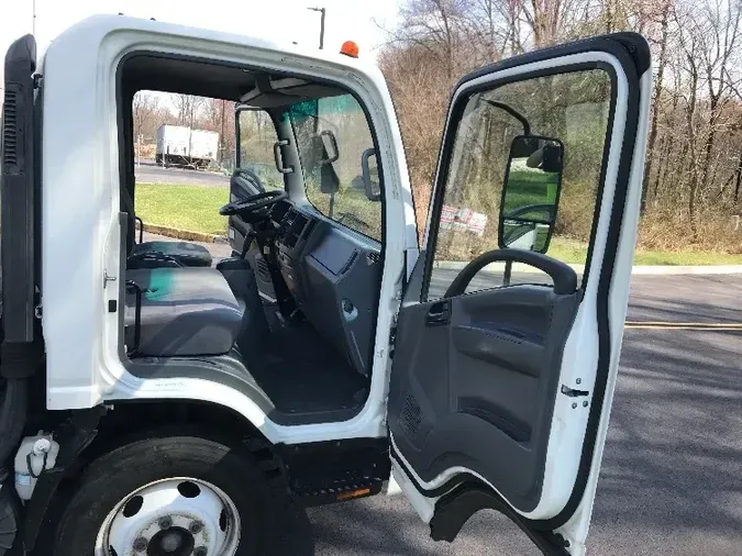 2017 Isuzu Truck NPR EFI