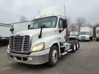 2019 FREIGHTLINER/MERCEDES CASCADIA 125