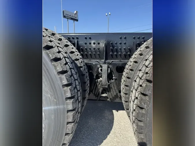 2026 MACK GRANITE 84BR