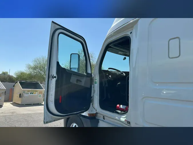 2020 Freightliner Cascadia