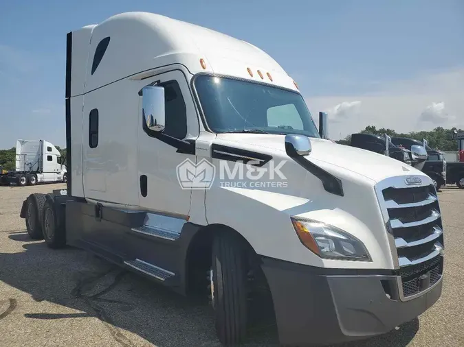 2019 FREIGHTLINER Cascadia 126