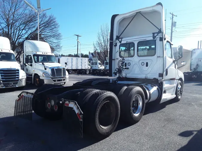 2019 FREIGHTLINER/MERCEDES NEW CASCADIA PX12664