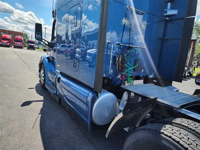 2022 PETERBILT 579