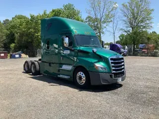 2018 FREIGHTLINER T12664ST