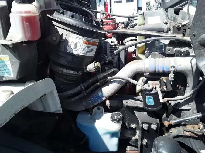 2018 FREIGHTLINER M2 106