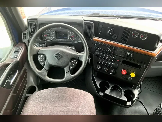 2022 INT LT625 6x44bc727680dc2d2b2cd19917751bb2036