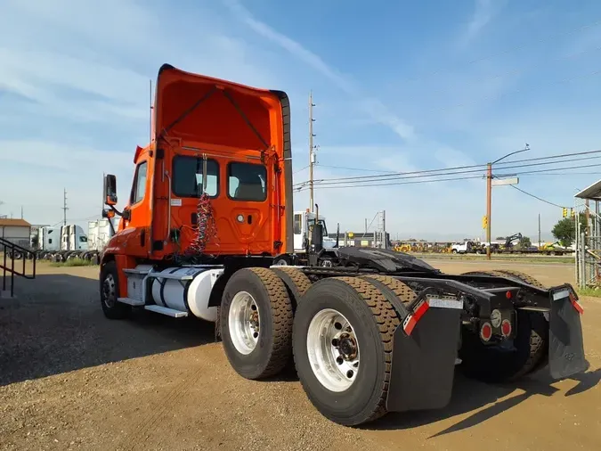2018 FREIGHTLINER CASCADIA 125