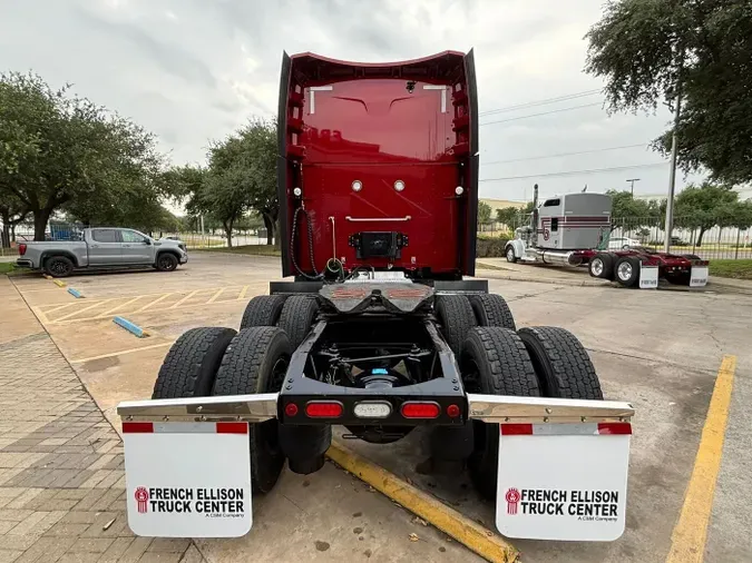2023 Peterbilt 579