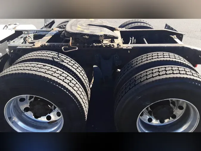 2019 International LT