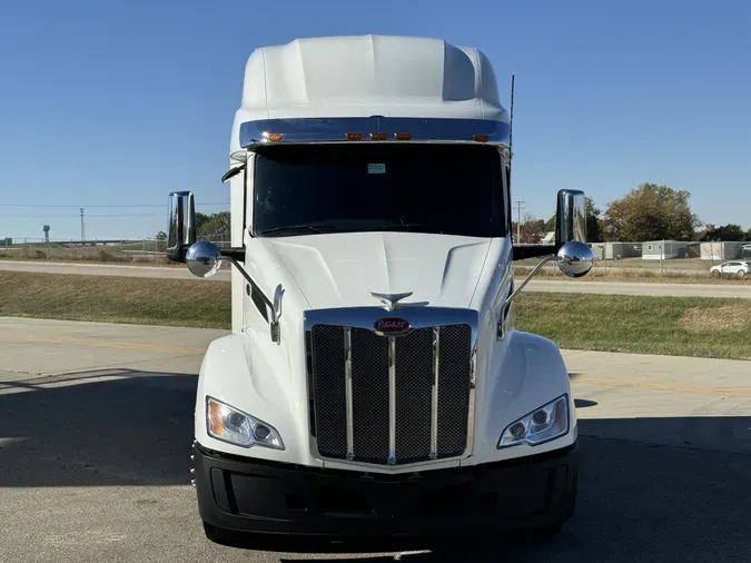 2023 PETERBILT 579