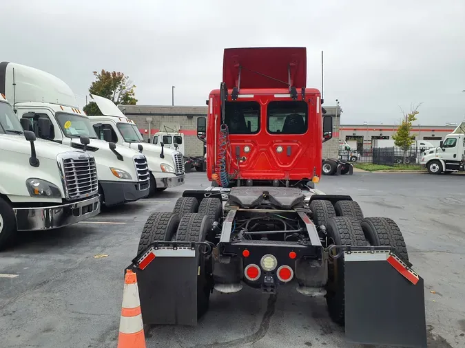 2019 FREIGHTLINER/MERCEDES NEW CASCADIA PX12664