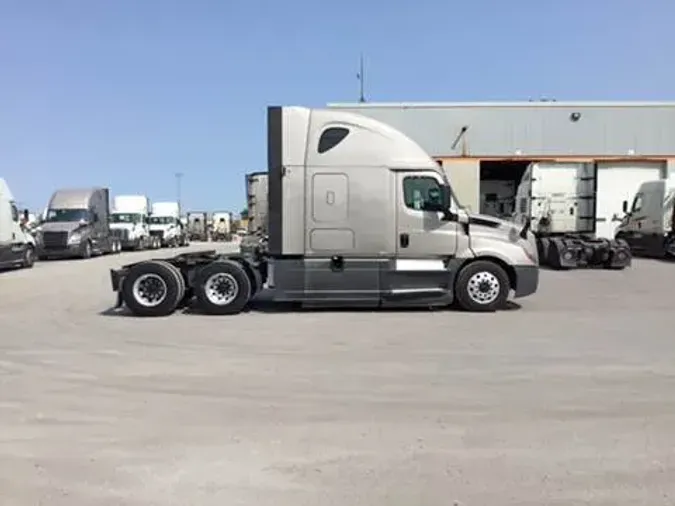 2020 Freightliner Cascadia