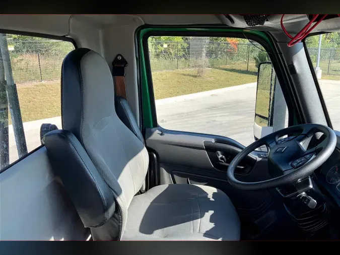 2020 INT LT625 6x4