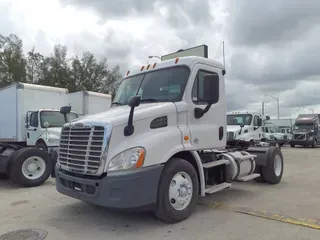 2016 FREIGHTLINER/MERCEDES CASCADIA 113