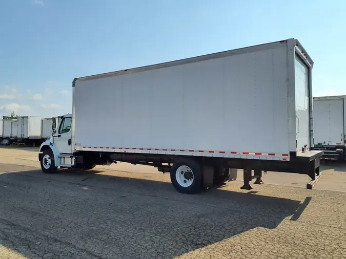 2018 FREIGHTLINER M2 106