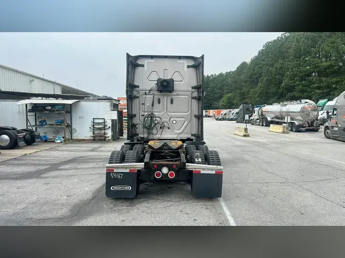 2023 Freightliner Cascadia 1264bd63ee63b1794450610733164d0a1fa