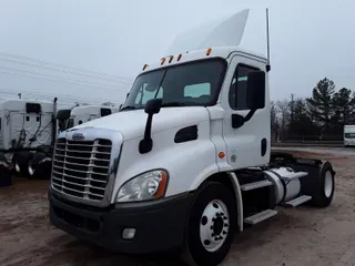 2015 Freightliner CASCADIA 113