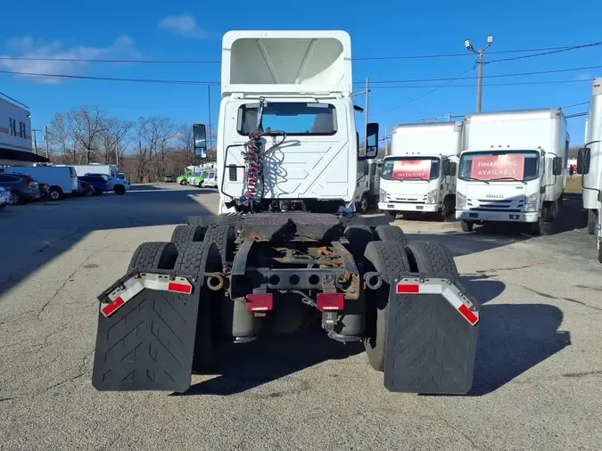 2019 NAVISTAR INTERNATIONAL LT625 DAYCAB T/A