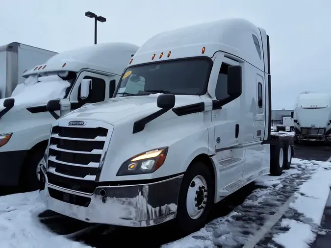 2022 FREIGHTLINER/MERCEDES NEW CASCADIA PX126644bdb8c433a4d914a850734e2c476e8eb