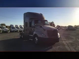 2022 International LT