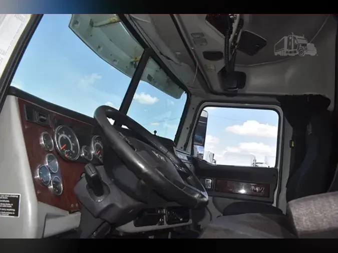 2017 WESTERN STAR 5700XE