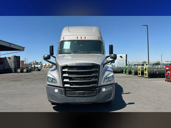 2024 Freightliner Cascadia 126