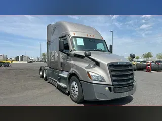 2025 Freightliner Cascadia 126