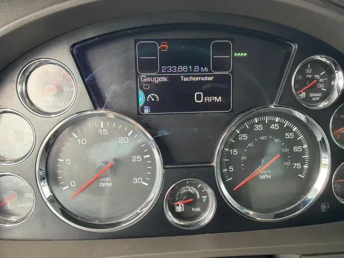 2018 Kenworth T880 Short Hood4bf2bbbb9dbbce9ecdab9c59ea9c0f49