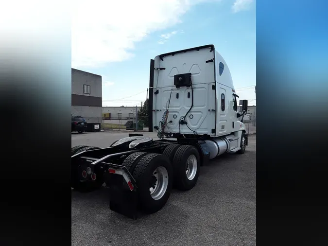 2019 FREIGHTLINER/MERCEDES CASCADIA 125