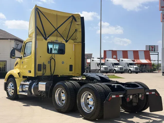 2022 Peterbilt 579