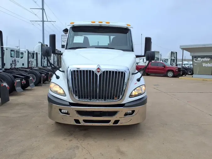 2019 NAVISTAR INTERNATIONAL RH613 DAYCAB S/A