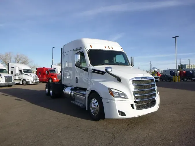 2021 Freightliner Cascadia