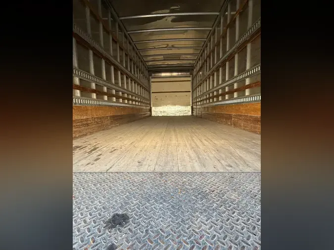 2019 FREIGHTLINER/MERCEDES M2 106