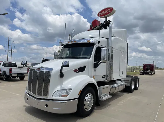 2021 Peterbilt 579