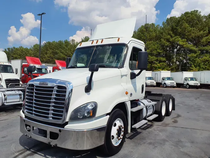 1999 FREIGHTLINER/MERCEDES FLD11264SD