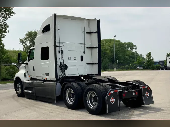 2022 INT LT625 6x4