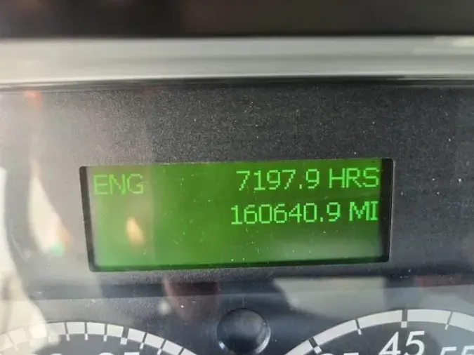 2022 Freightliner Business Class M2 106